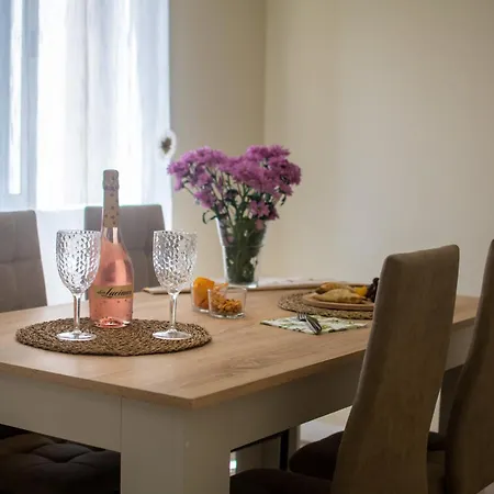 公寓 Calitatea Cruz *