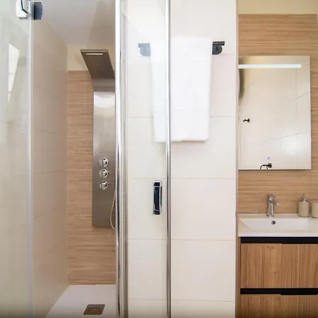 Calitatea Cruz Daire *